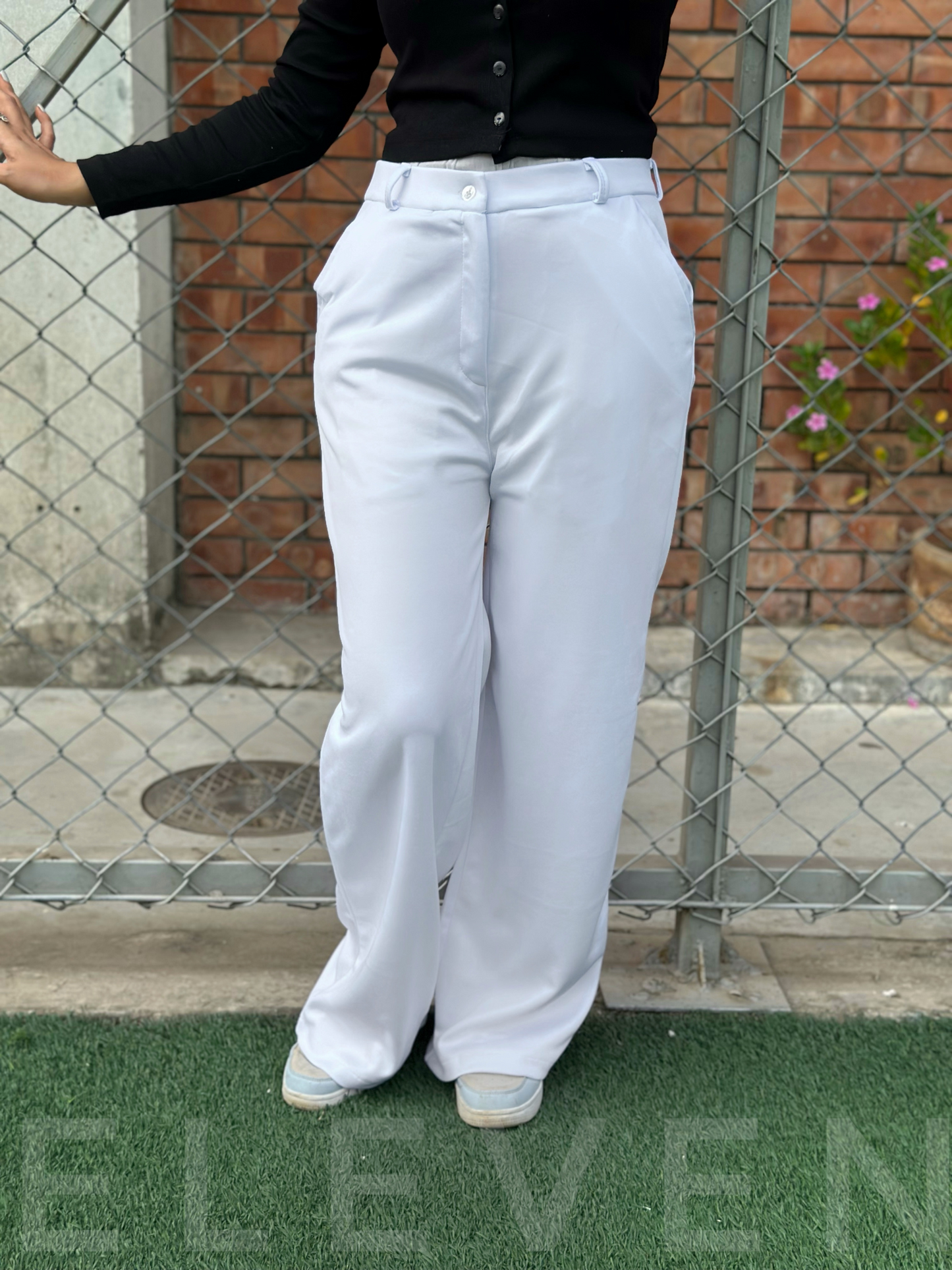 White High Waist Wide Leg Pant